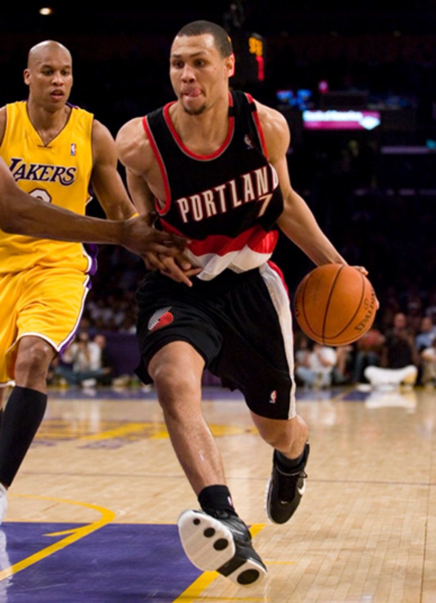 双方队伍在 双方队伍在