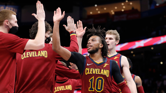 事中脱颖而 事中脱颖而