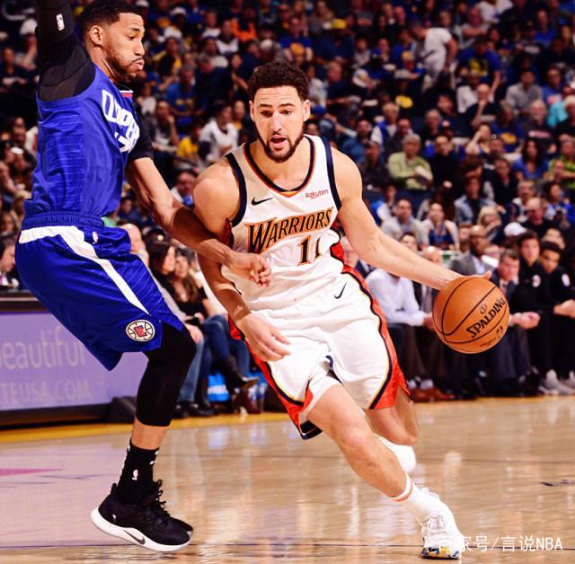 下面是根据 下面是根据